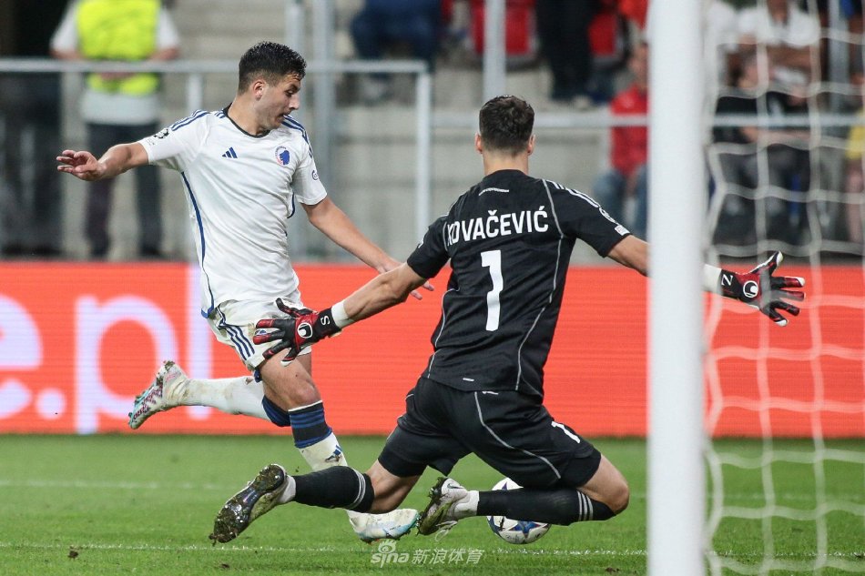 都紧密契合 都紧密契合