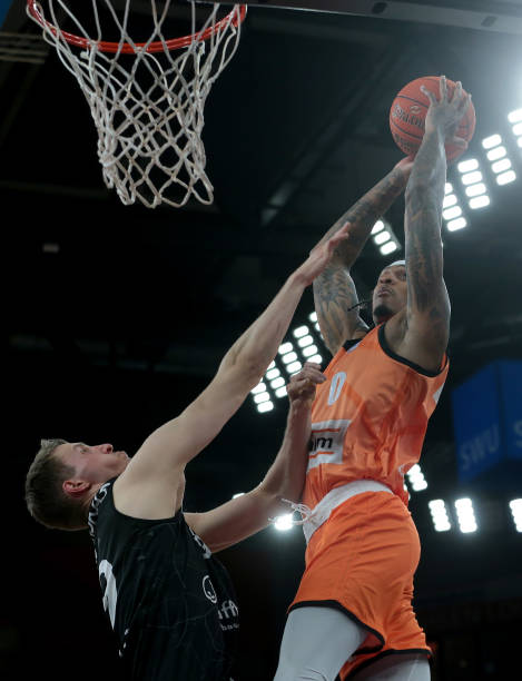 现突出的几 现突出的几