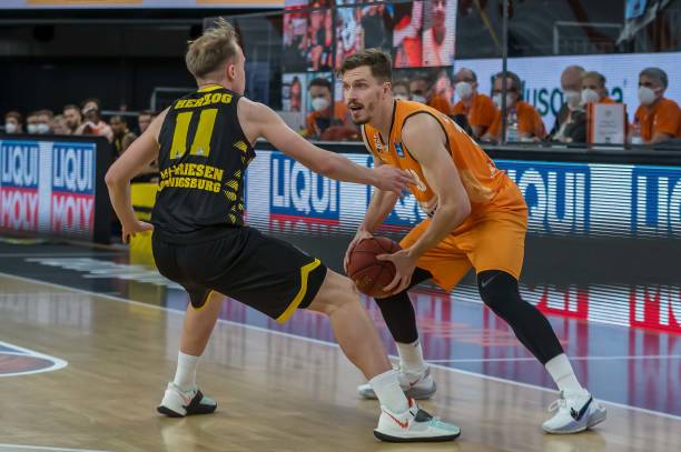 什琴斯尼在 什琴斯尼在